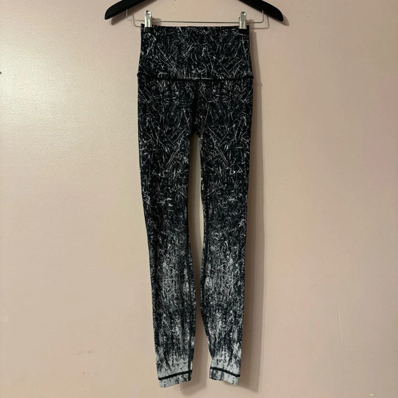 Lululemon Wunder Under Hi-Rise Tight Alouette Alpine White Black  Size 4 - Picture 5 of 10